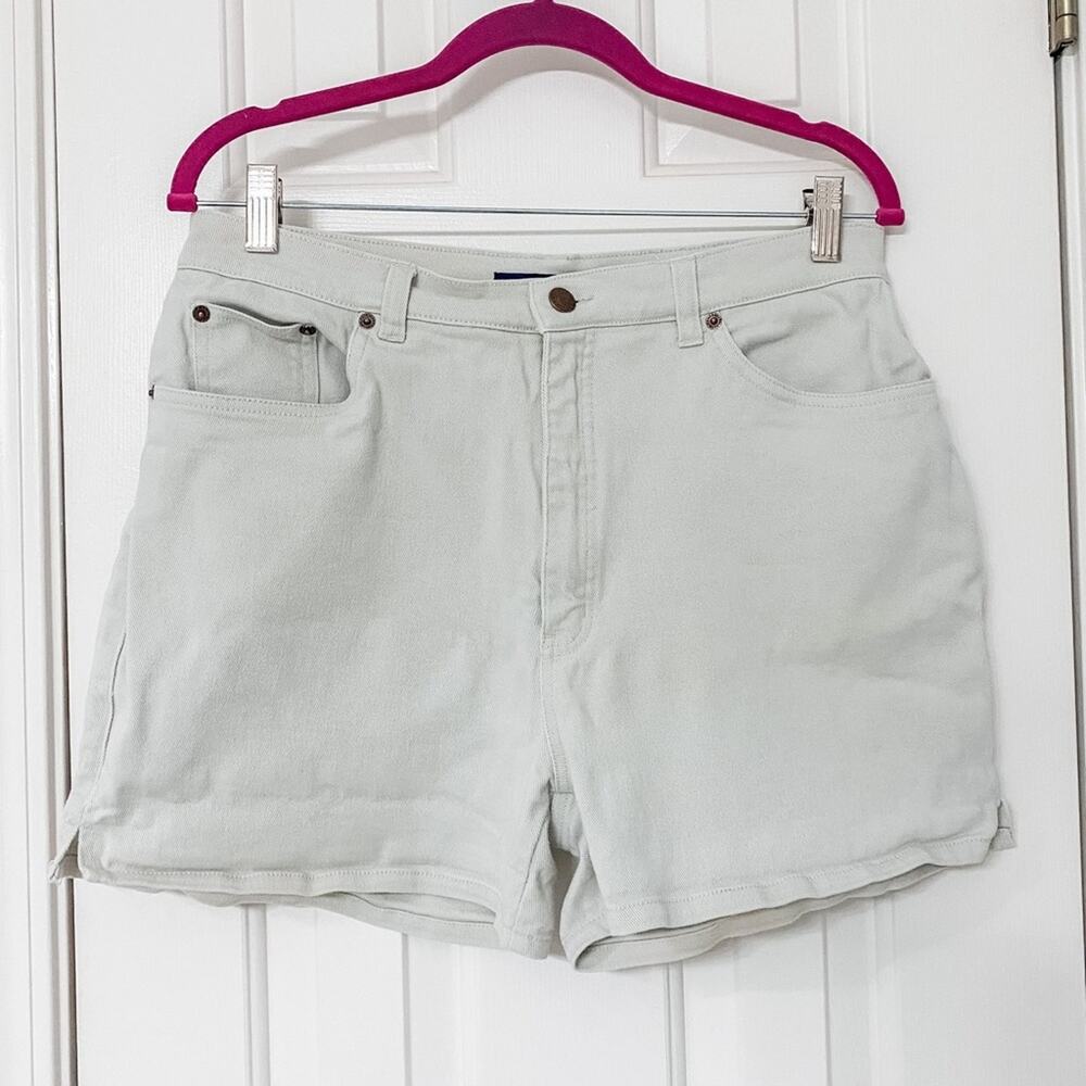 BILL BLASS JEANS • Khaki Denim Mom Jean Shorts